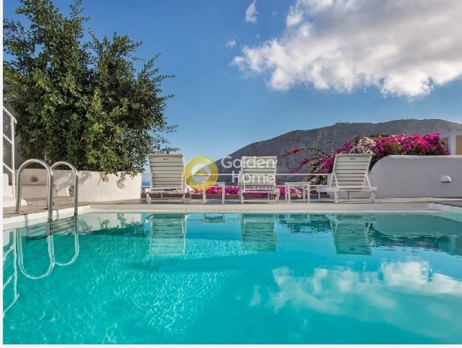 House in Thira, Aegean, Greece 4 - 14370409