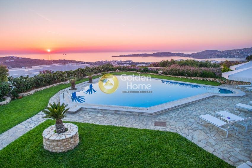 House in Paros, Aegean, Greece 1 - 14371803