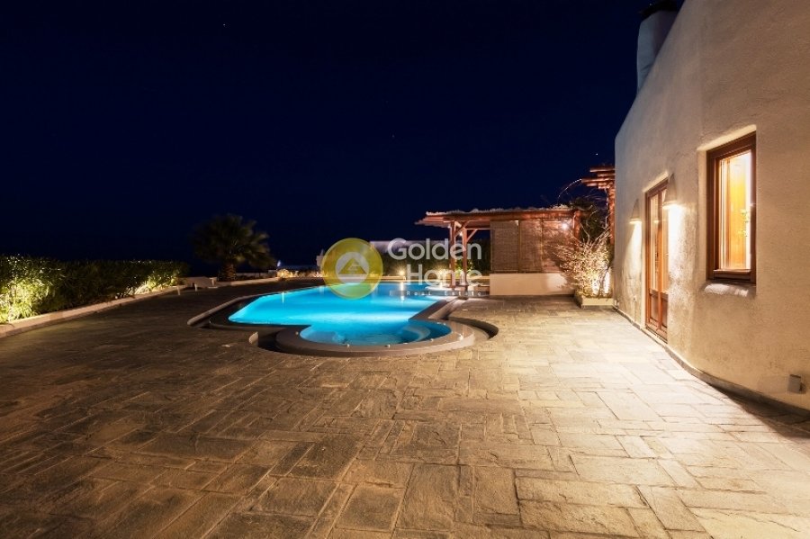 House in Thira, Aegean, Greece 1 - 14370412