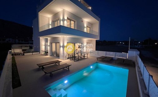 House in Community of Loutraki - Perachora, Loutraki - Perachora, Greece 1