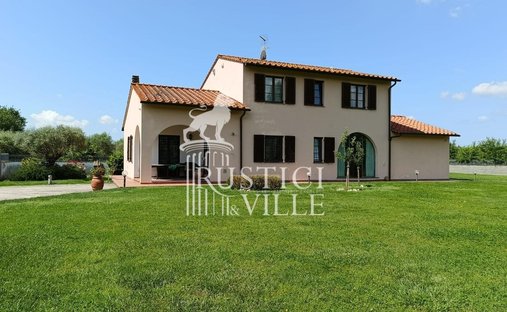 Azienda agricola a Pisa, Toscana, Italia 1