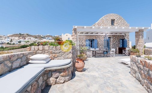 House in Thira, Aegean, Greece 1