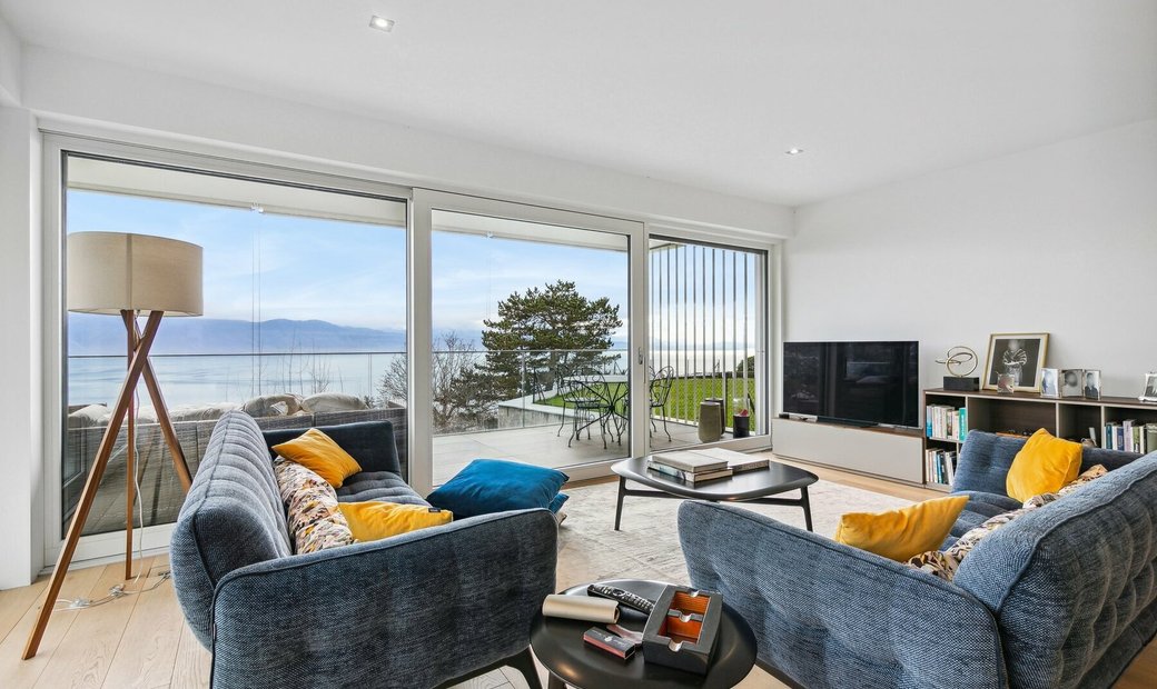 Modern Luxury Apartment In The Heights Of Lutry In Lutry, Vaud