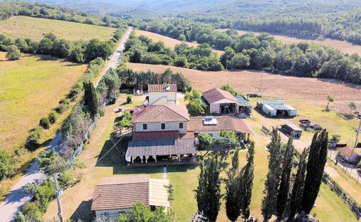 Country House in Monteverdi Marittimo, Tuscany, Italy 1
