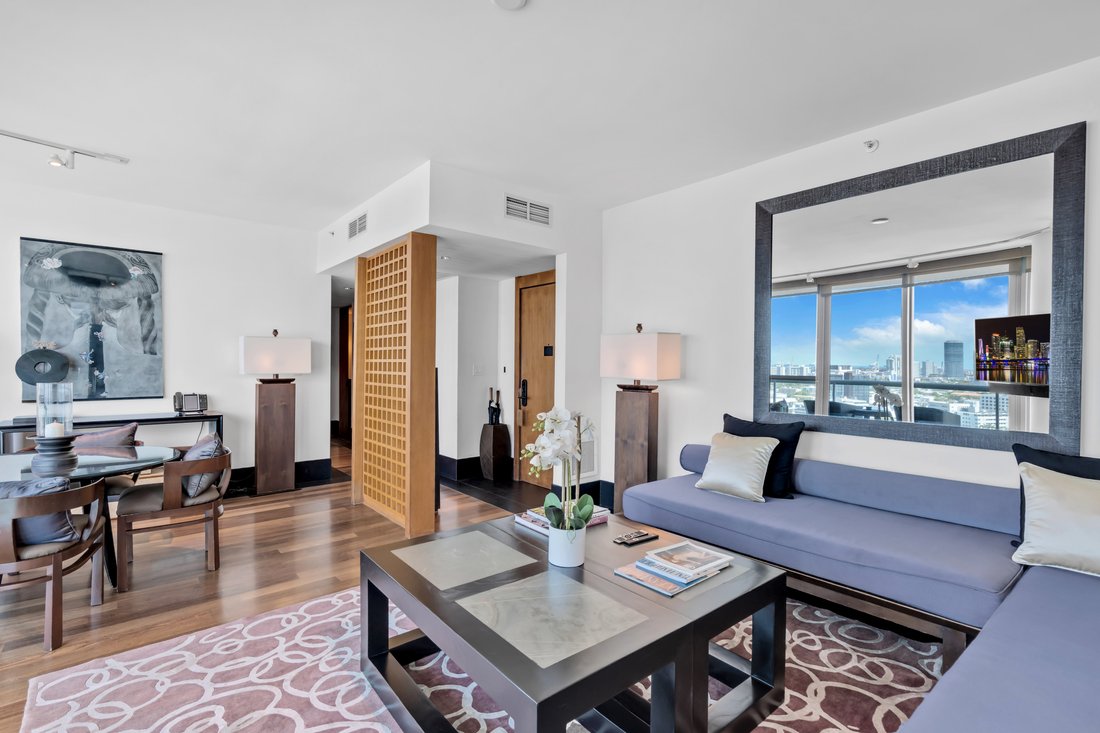 Condo in Miami Beach, Florida, United States 1 - 14375215