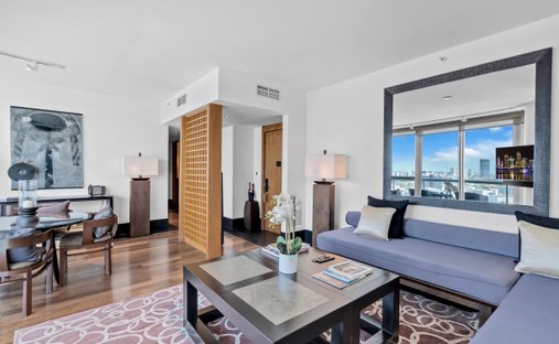 Condo in Miami Beach, Florida, United States 1