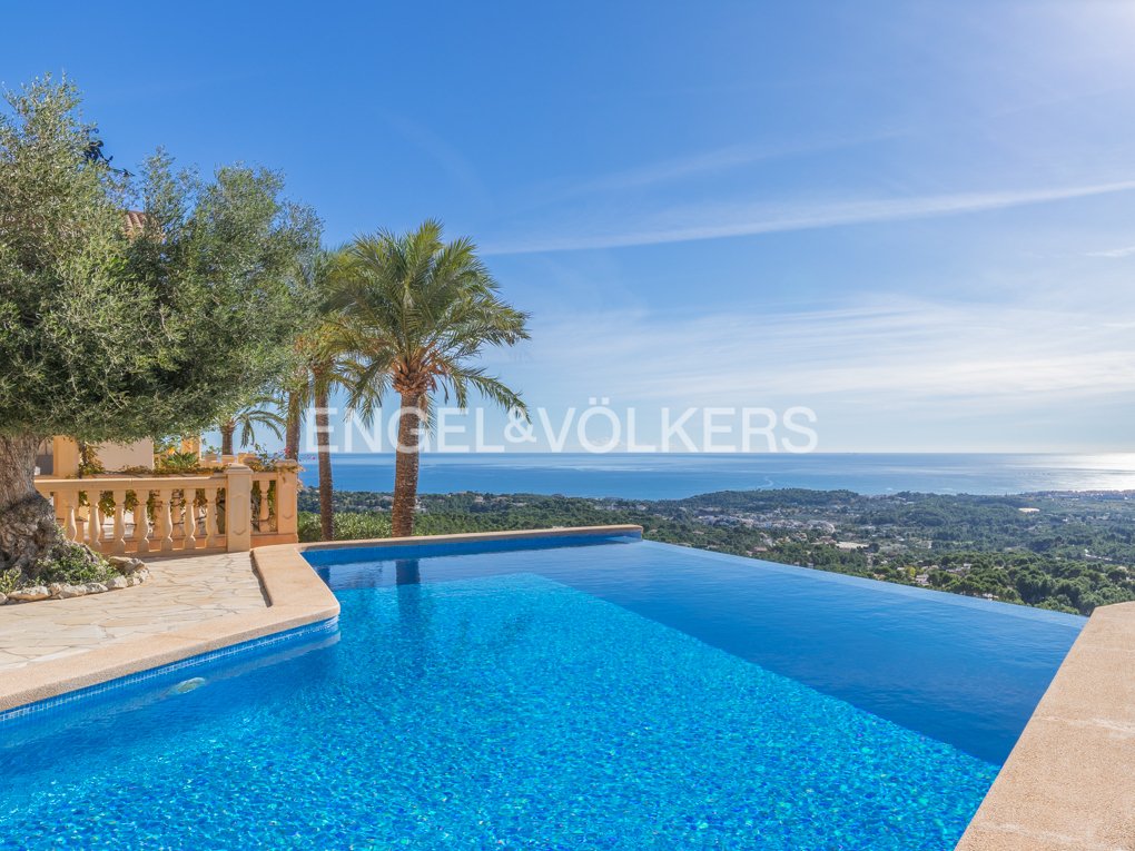 Villa in Altea, Valencian Community, Spain 2 - 14372308