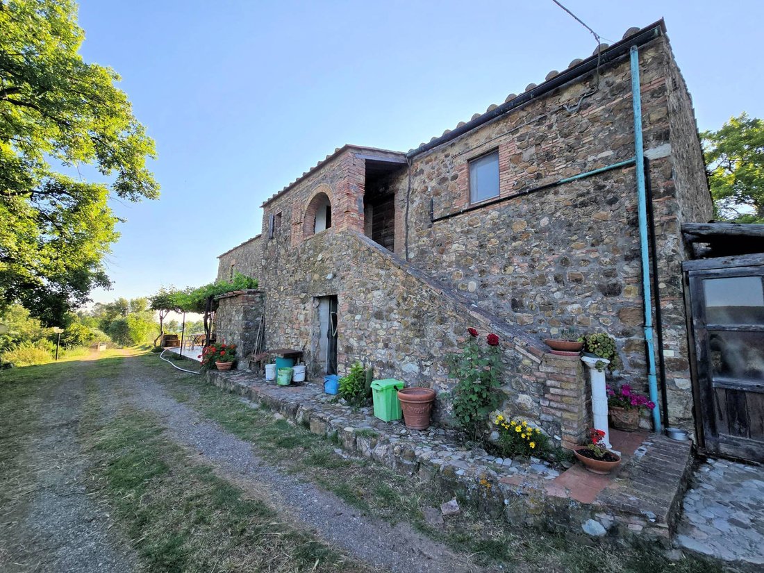 Country House in Frassine, Tuscany, Italy 2 - 14374299