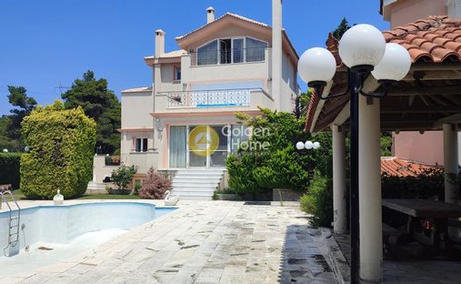 House in Oropos, Attica, Greece 1
