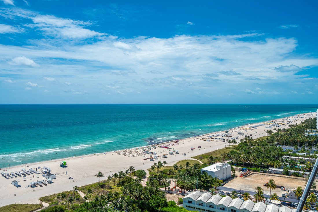 Condo in Miami Beach, Florida, United States 1 - 14375215
