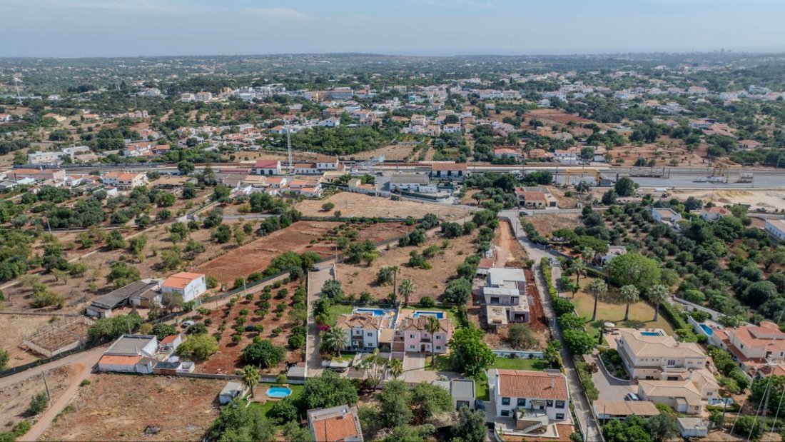 Villa in Loule (Sao Clemente), Algarve, Portugal 3 - 14380688