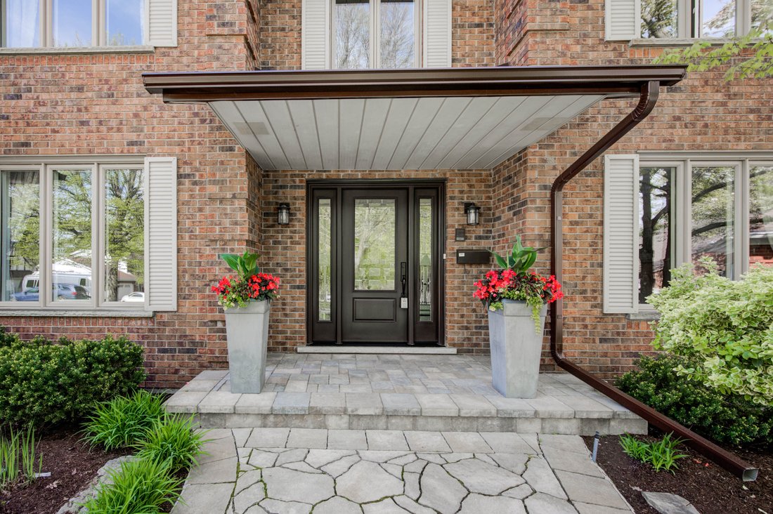 Coveted Upper Beechwood Area 460 Drake Circle In Waterloo, Ontario, Canada For Sale (14380608)