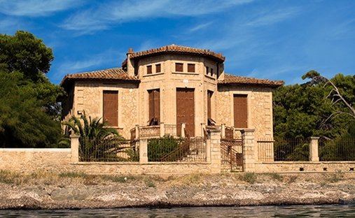 Maison en Égine, Attique, Grèce 1