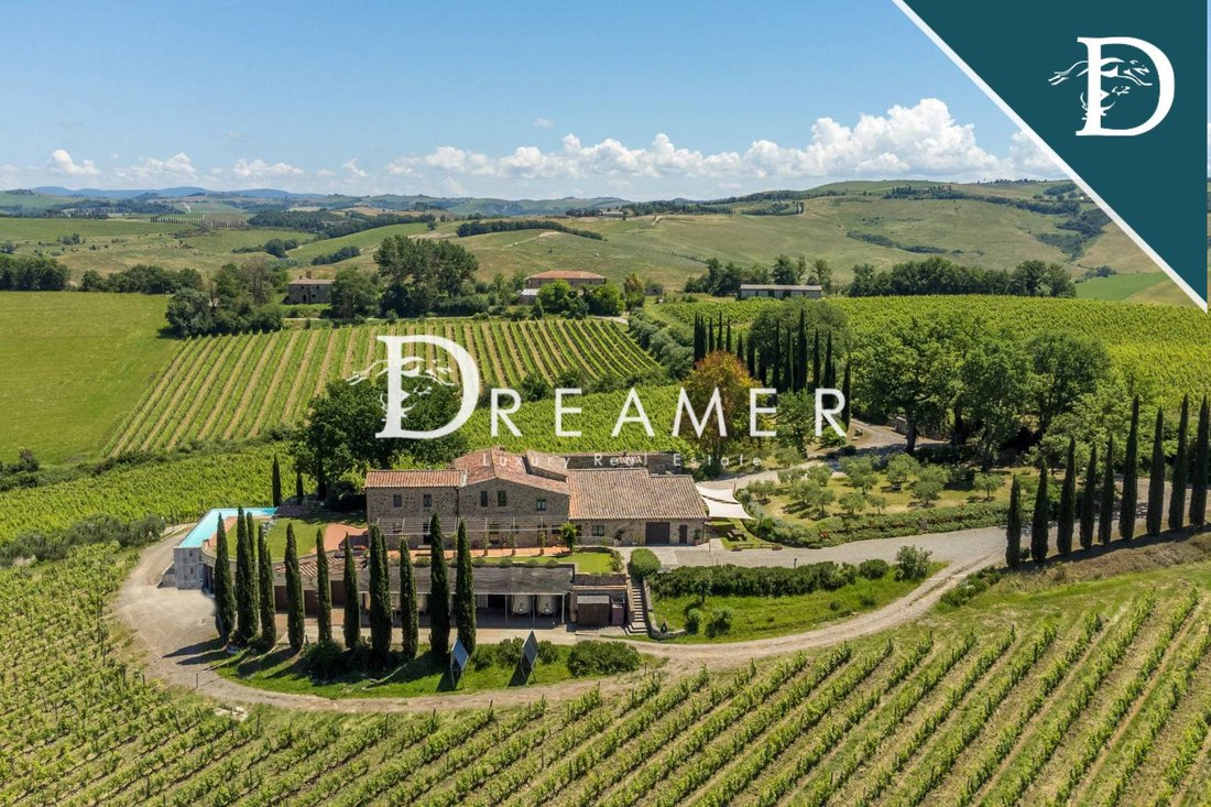 Villa in Castiglione d'Orcia, Tuscany, Italy 4 - 14374290