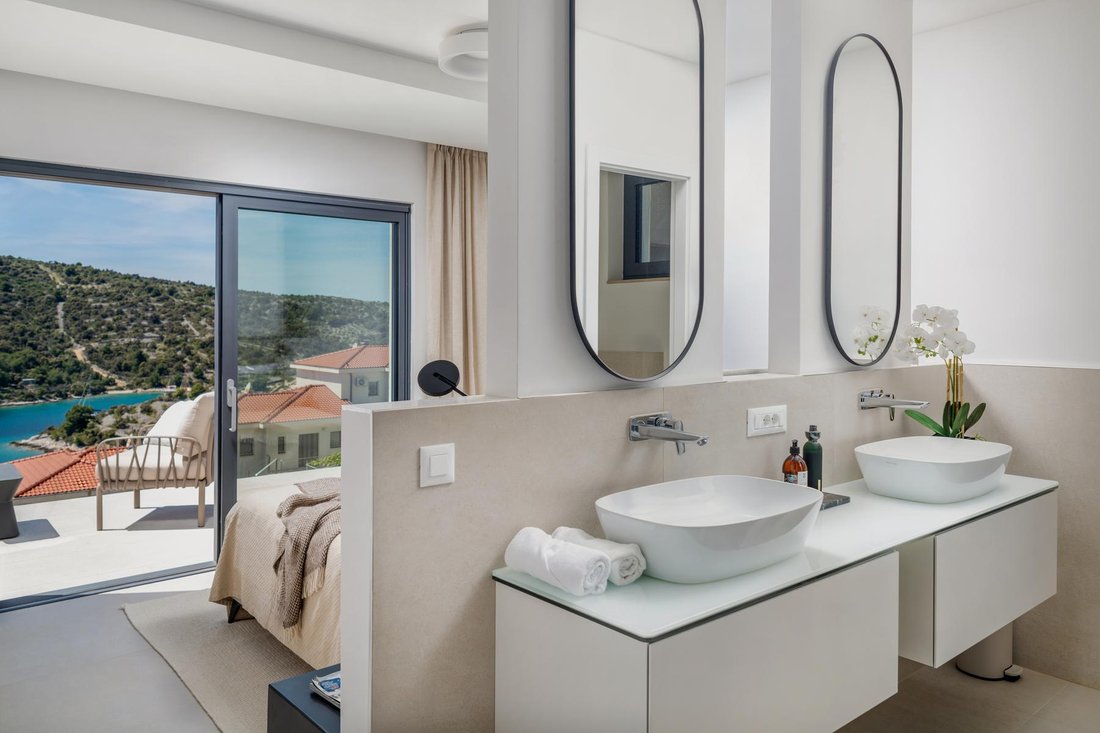 Villa in Sevid na Moru, Split-Dalmatia County, Croatia 3 - 14379665