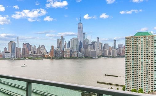 Luxury river view homes for sale in Hoboken, New Jersey | JamesEdition