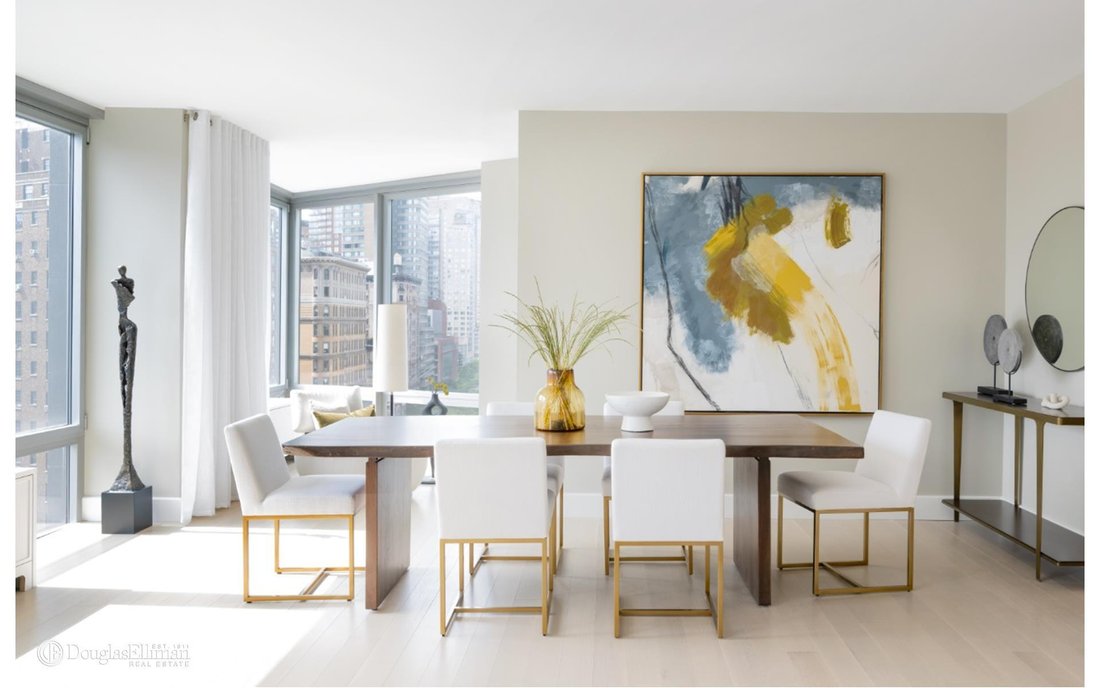 Condo New York In New York, New York, United States For Sale (14377377)