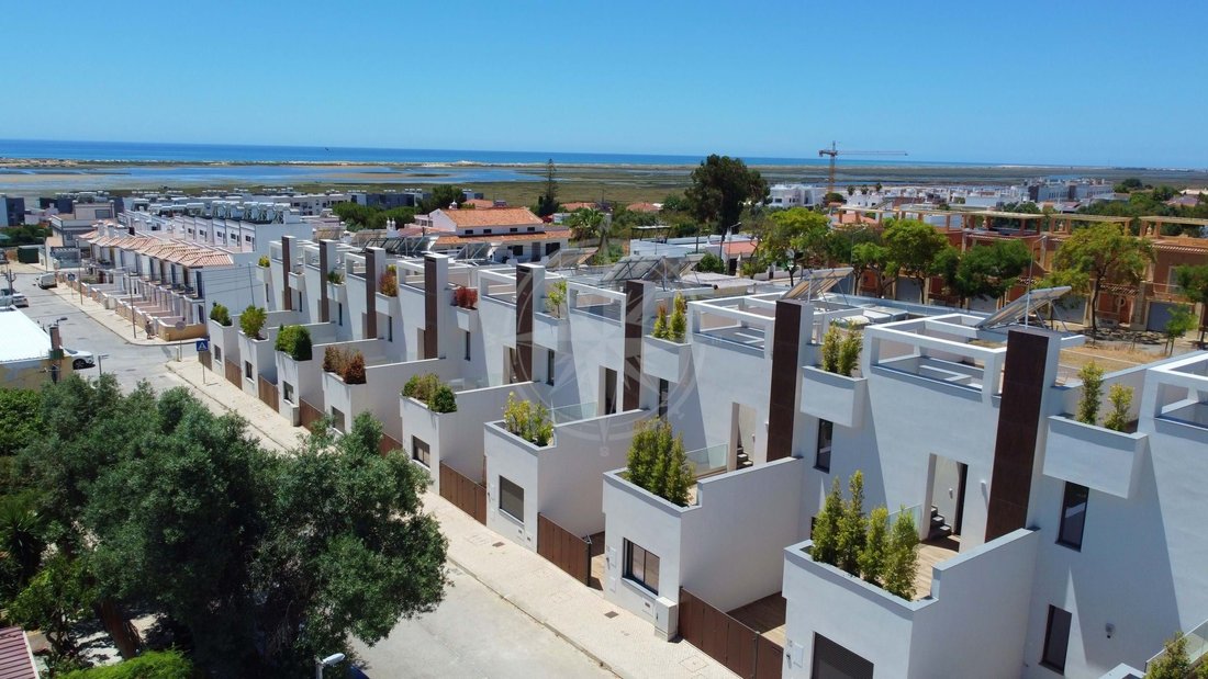 Townhouse in Moncarapacho, Algarve, Portugal 1 - 14376659