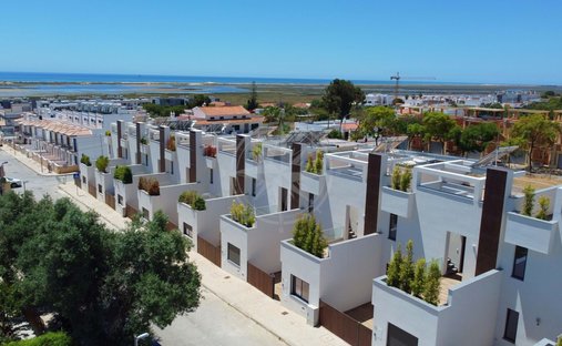 Townhouse in Moncarapacho, Algarve, Portugal 1