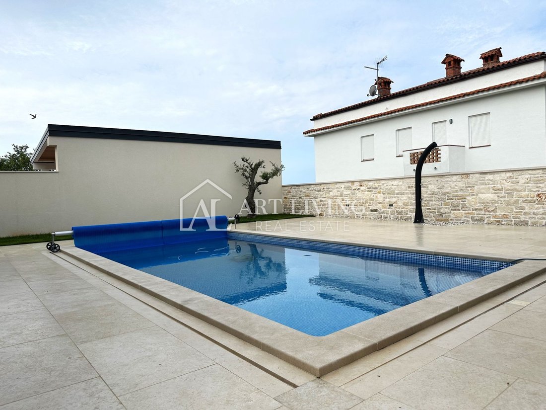House in Umag, Istria County, Croatia 5 - 14381298