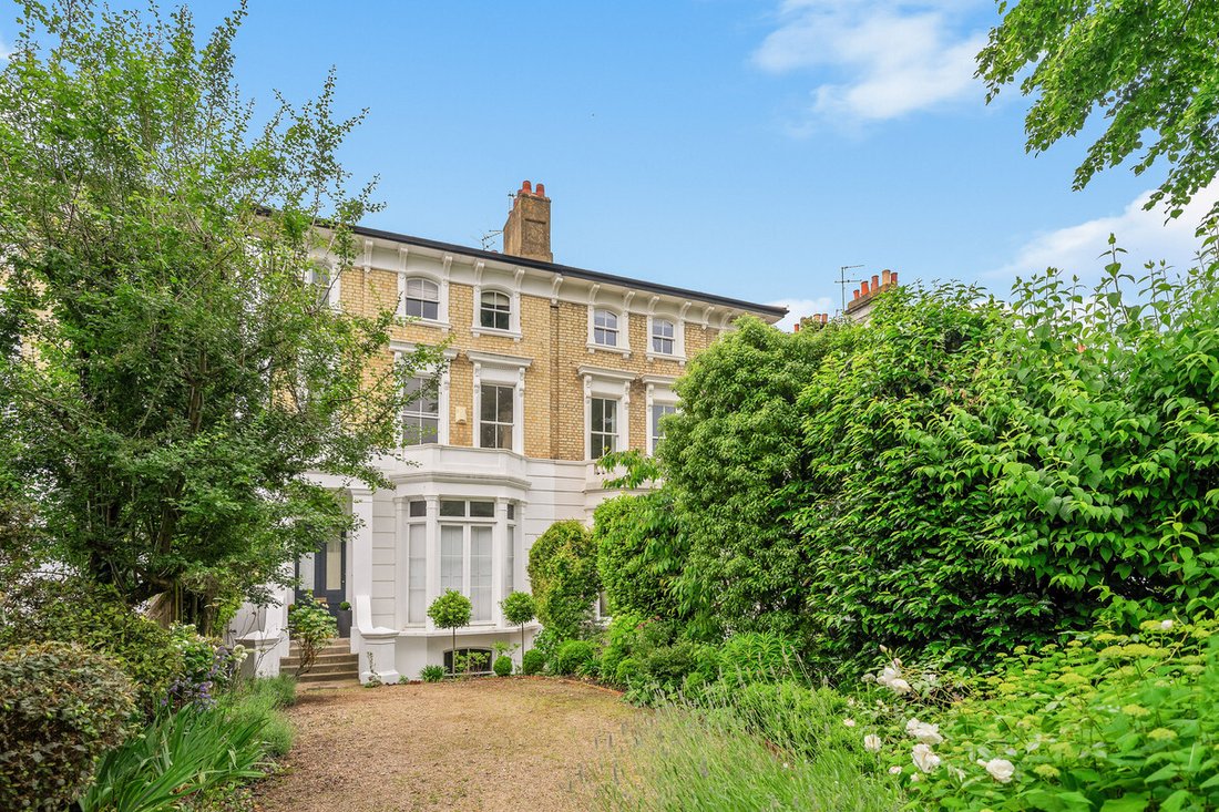 House in Castelnau, Richmond Upon Thames, England 1 - 14378109