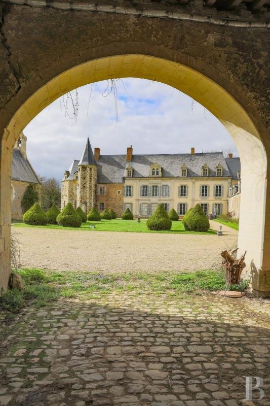 Château des Rêves: A Listed Anjou Castle Where Time Stands Still