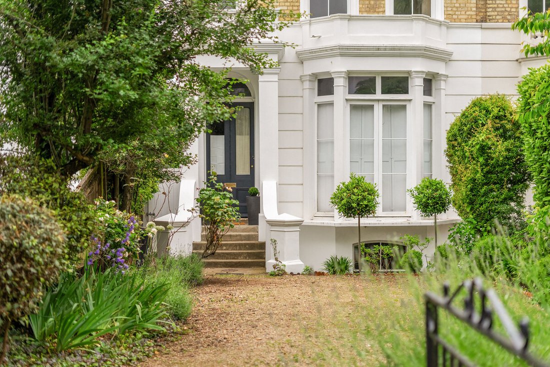 House in Castelnau, Richmond Upon Thames, England 3 - 14378109