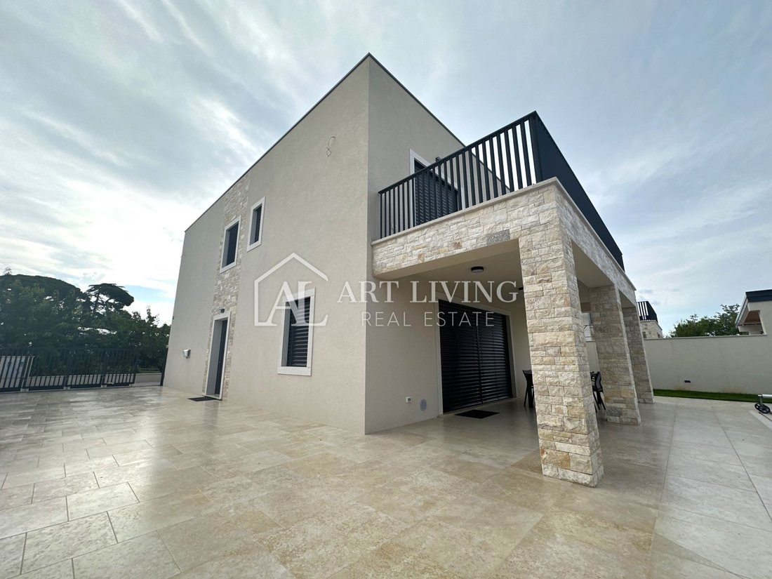 House in Umag, Istria County, Croatia 3 - 14381298
