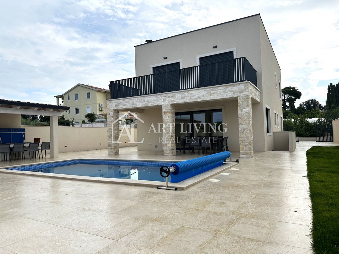 House in Umag, Istria County, Croatia 2 - 14381298