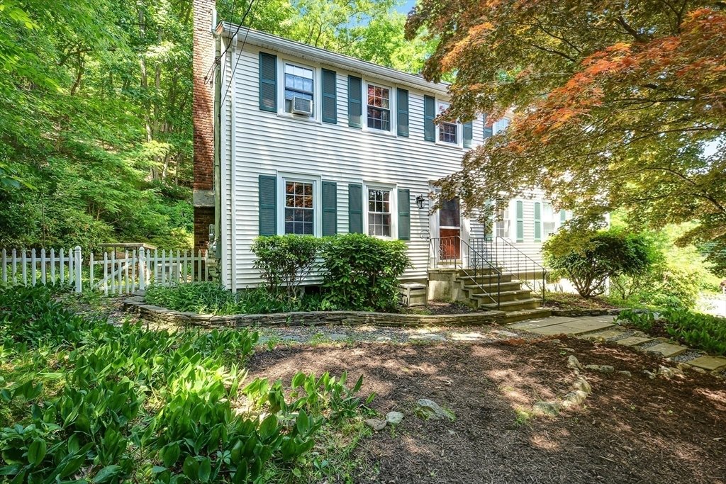 House in Framingham, Massachusetts, United States 1 - 14381187