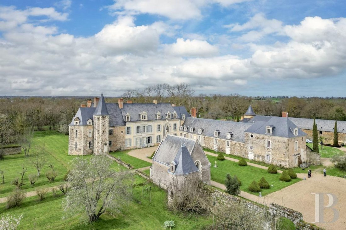 Château des Rêves: A Listed Anjou Castle Where Time Stands Still