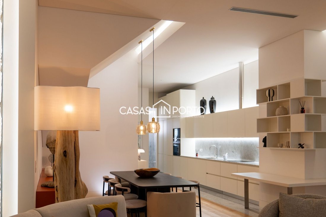 Apartment in Cedofeita, Santo Ildefonso, Se, Miragaia, Sao Nicolau e Vitoria, Porto District, Portugal 5 - 12477420