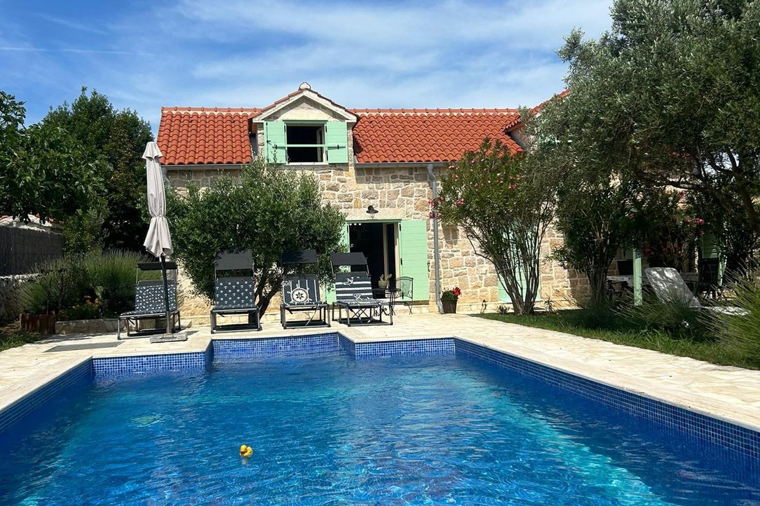 Villa in Privlaka, Zadar County, Croatia 1 - 14383380