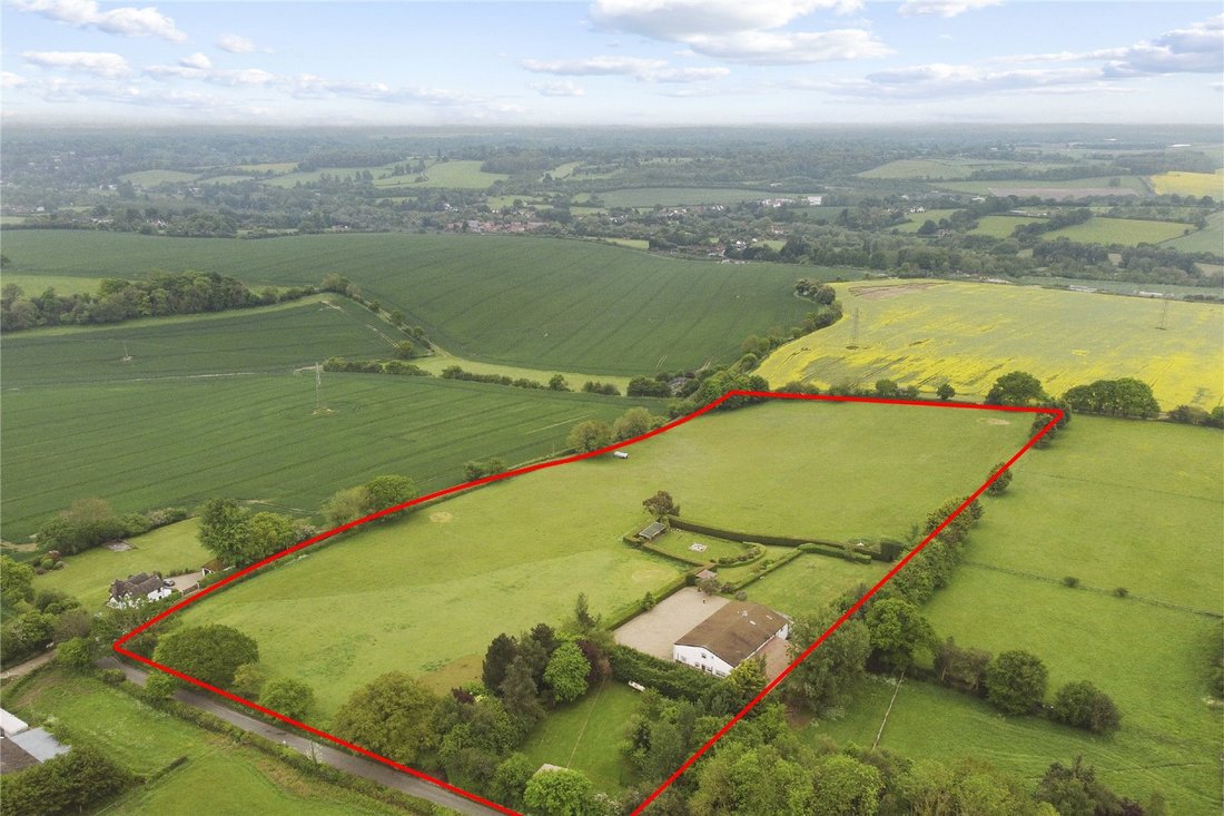 Little Heath Lane, Little Heath, In Berkhamsted, Inghilterra, Regno Unito In Vendita (14377470)