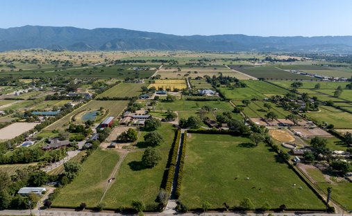 Luxury farm ranches for sale in California, United States | JamesEdition