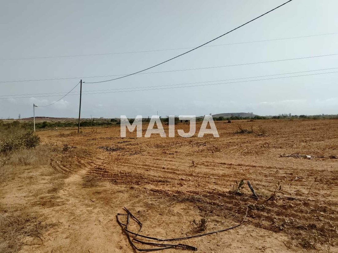 Land in Nditarh, Dakar Region, Senegal 1 - 12470441