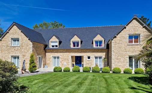 House in Pleguien, Brittany, France 1