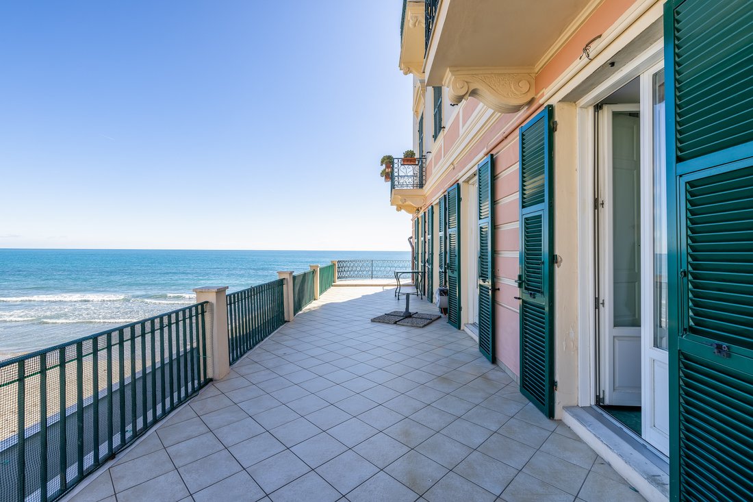 Wohnung in Zentrum, Alassio, Italien 3 - 14384120
