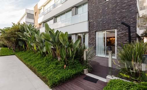 Apartment in Jurerê Internacional, State of Santa Catarina, Brazil 1
