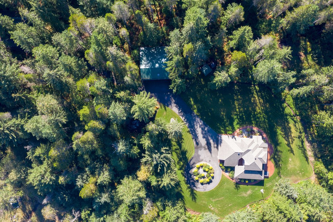 House in Campbell River, British Columbia, Canada 4 - 14385167