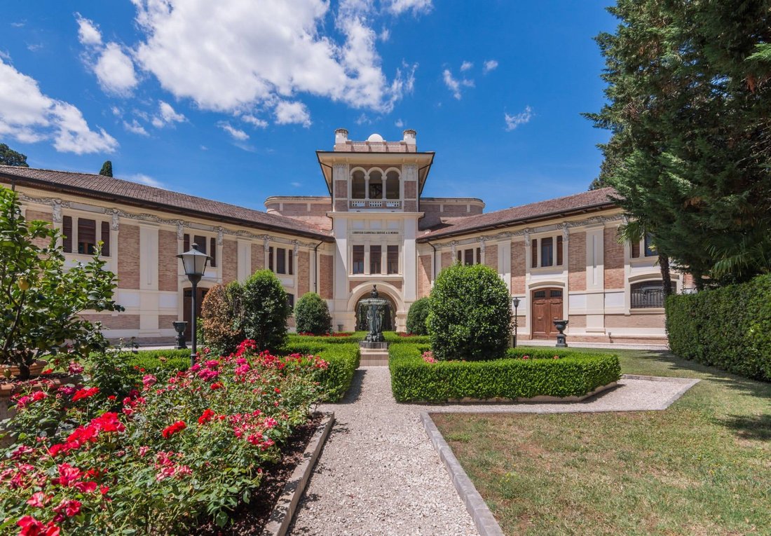 House in Treia, Marche, Italy 1 - 14384061