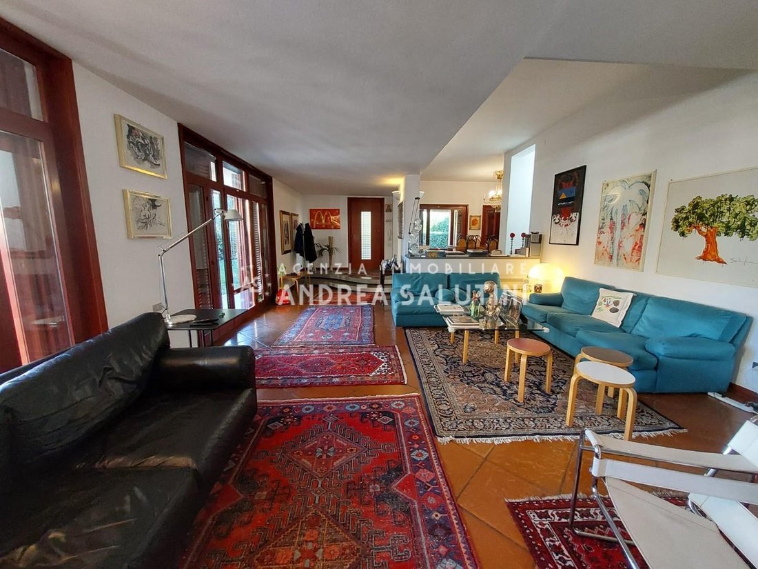 Villa in Villaggi-Bellaria, Pontedera, Tuscany 1 - 14385430
