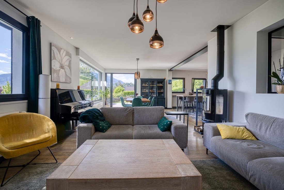 House in Sévrier, Auvergne-Rhône-Alpes, France 5 - 14385293