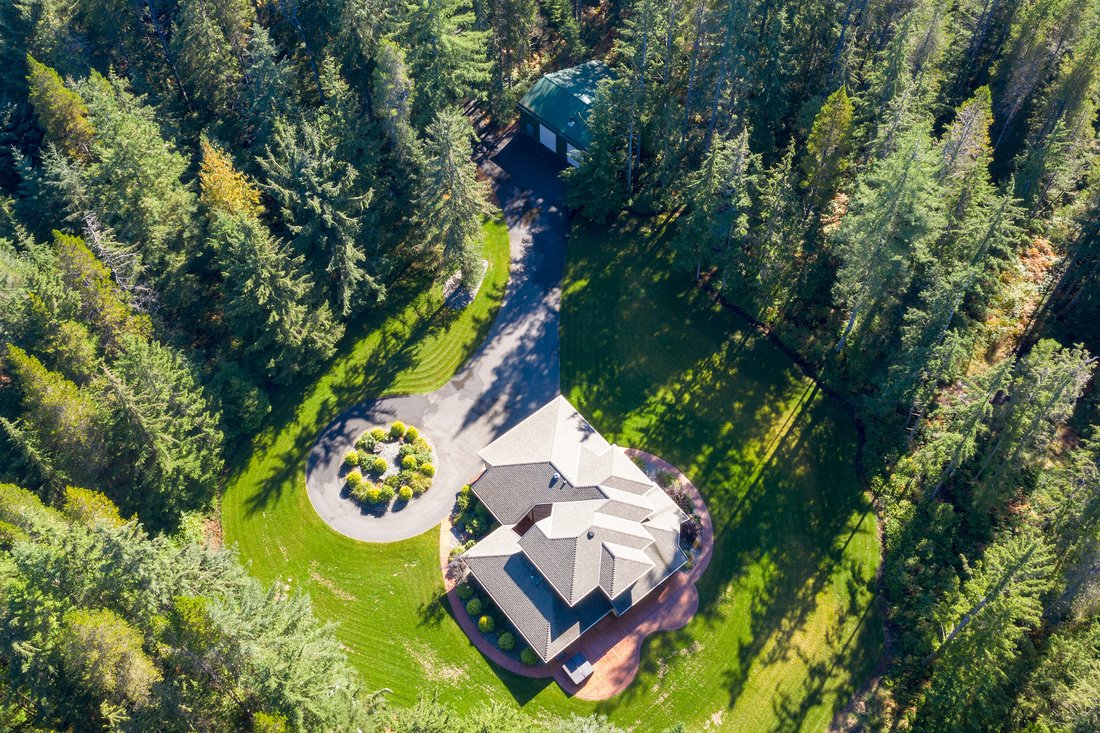 House in Campbell River, British Columbia, Canada 1 - 14385167