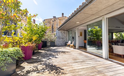 House in Hôtel de Ville-Quinconce-Saint Seurin-Fondaudège, Bordeaux, France 1