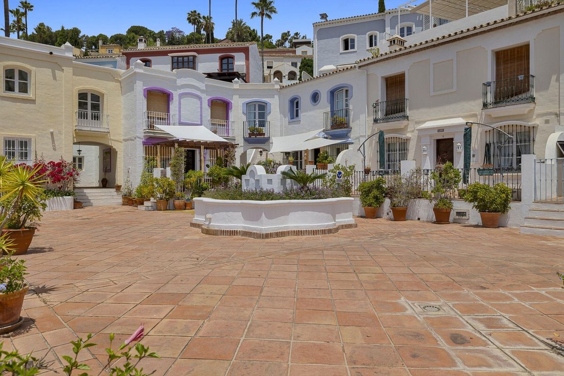 House in Benahavis, Andalusia, Spain 3 - 14385534