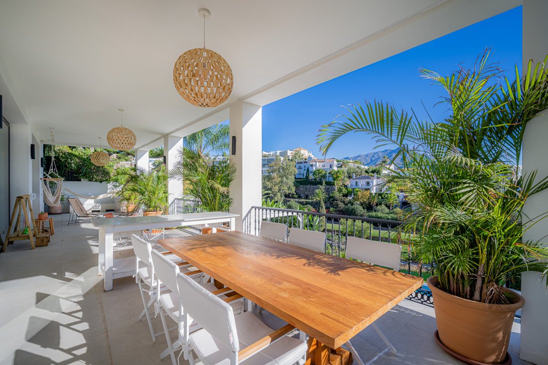 Villa in La Quinta, Benahavis, Andalusia 2 - 14386143