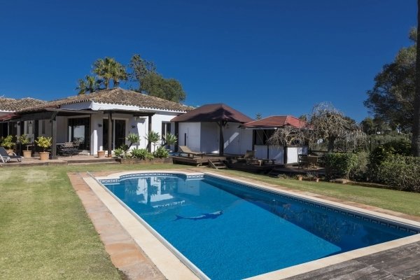 Villa in Sotogrande, San Roque, Andalusia 2 - 14386591