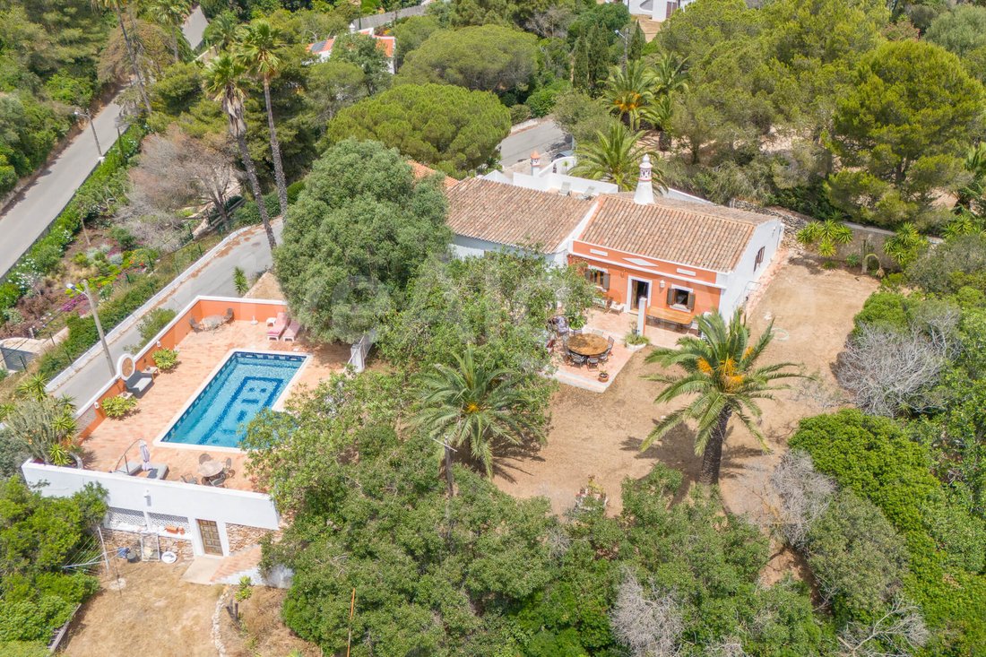Villa in Carvoeiro, Algarve, Portugal 3 - 14386898