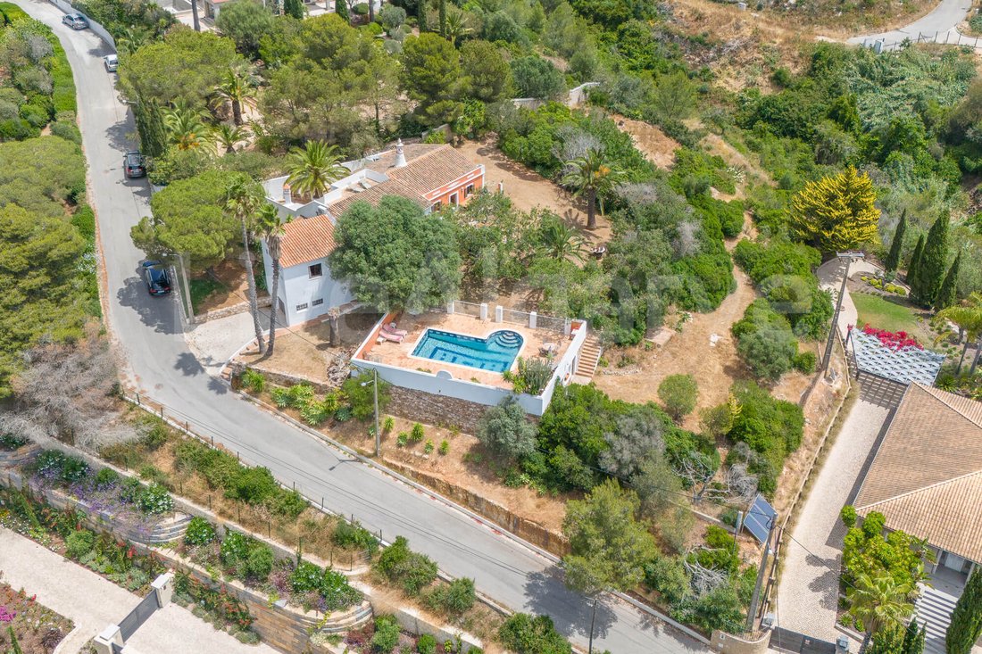 Villa in Carvoeiro, Algarve, Portugal 2 - 14386898